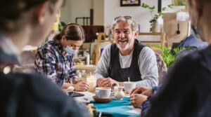 Preparare una stanza per chi soffre: attenzione, delicatezza e dettagli che fanno la differenza